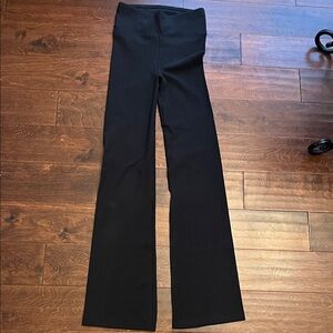 Black Flared Leggings by Pact size small